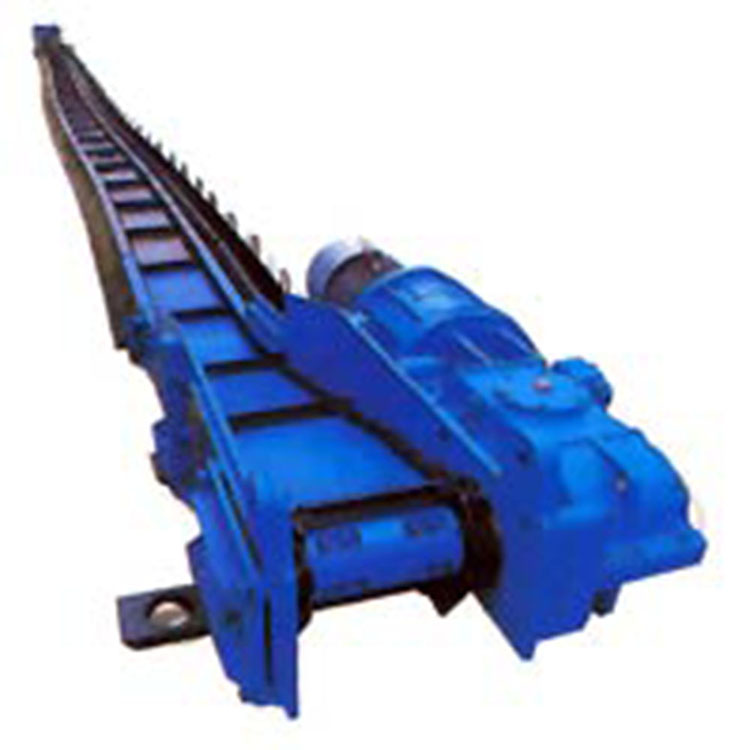 Preventive measures to prevent chain breakage of chain scraper conveyor