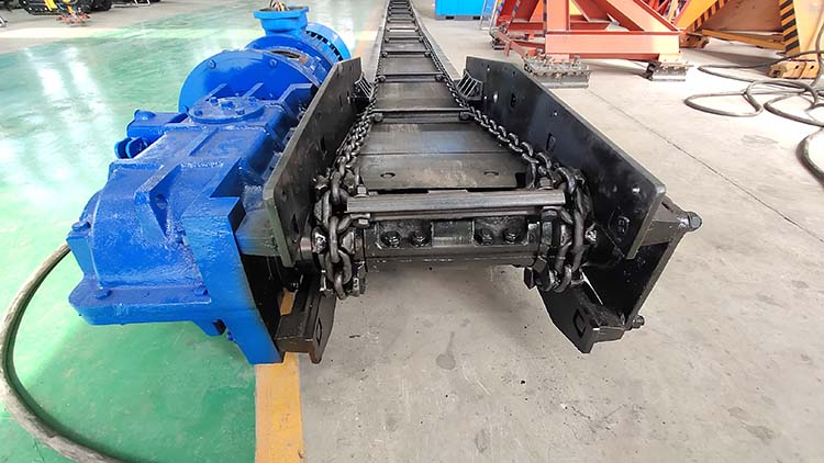 What is the transportation process of the coal mining scraper conveyor