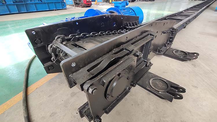 Choose the buried coal mining scraper conveyor according to the characteristics of the material