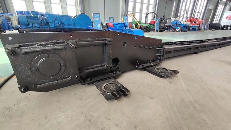What is the introduction and working principle of the buried coal mining scraper conveyor?