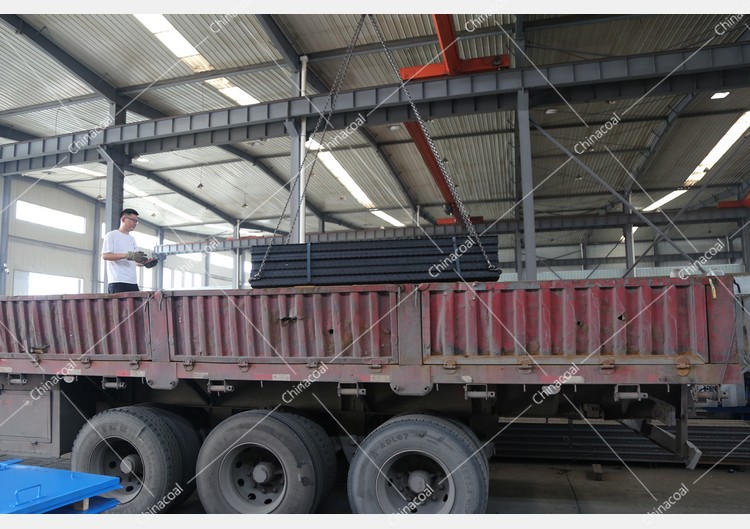 China Coal Group Sent A Batch Of Metal Roof Beams To Handan, Hebei Province