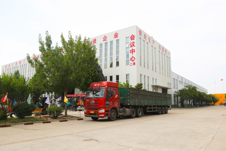 China Coal Group Sent Prop Pulling Winches And Flatbed Trucks To Qingdao Port